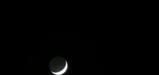 The Moon and Venus: 26 March 2012