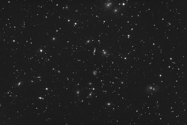 Abell 2151: a long exposure unveiling countless galaxies