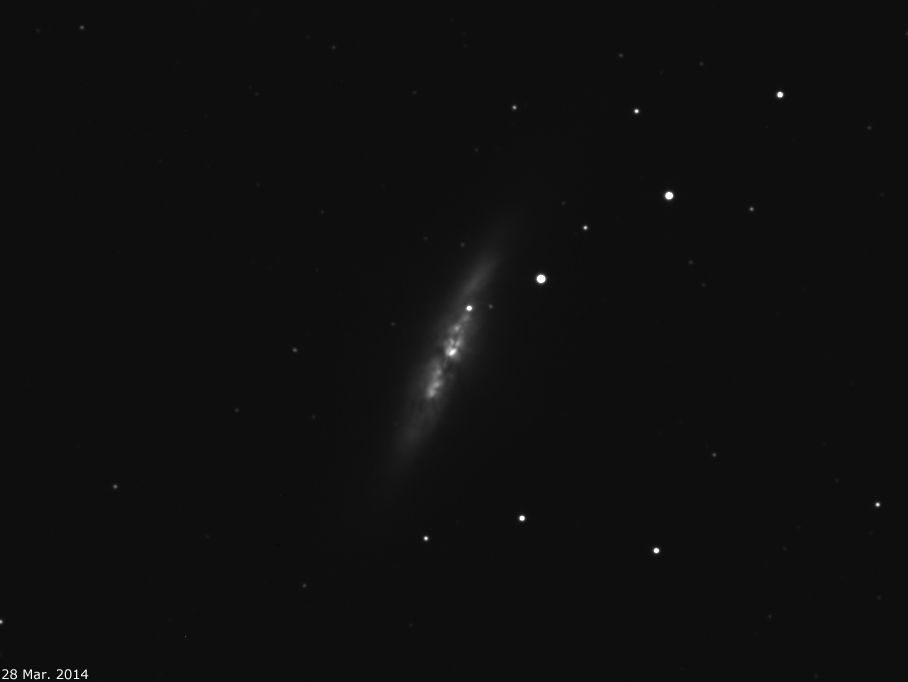 Supernova SN 2014J in M82: 28 Mar. vs 24 Aug. 2014