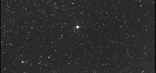 Nova Sagittarii 2015 n.2 (PNV J18365700-2855420): an image 819 May 2015)