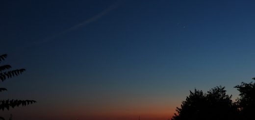 Venus and Jupiter, above S. Peter in Rome, are approaching their conjunction: 28 June 2015