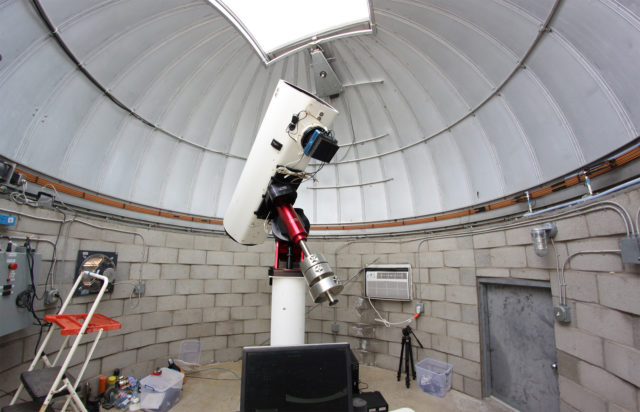 The Tenagra III ("Pearl") robotic unit available at Tenagra Observatories