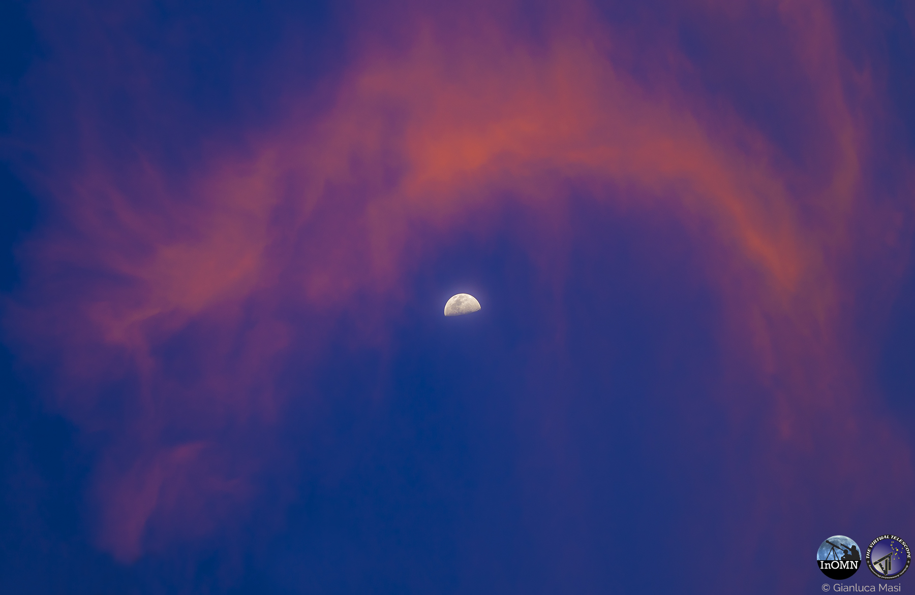 The Moon and the colors of the Sky - La Luna e i colori del cielo - 28 Oct. 2017