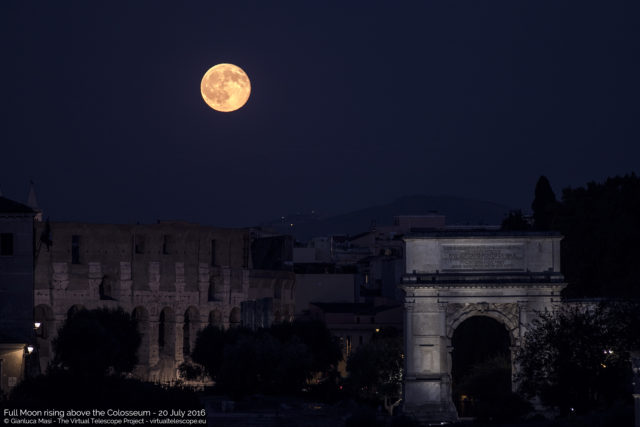 The 20 July 2016 full Moon rises above the Colosseum and Titus' Arch, in Rome - La Luna Piena del 20 luglio 2016 sorge sul Colosseo e sull'Arco di Tito, a Roma.