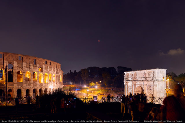 At the center of totality, the eclipsed Moon and planet Mars offered a simply unforgettable experience
