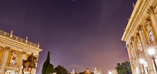 The Iridium 35 satellite shines as bright as mag. -7.5 above Marcus Aurelius statue, in Rome - 21 July 2018