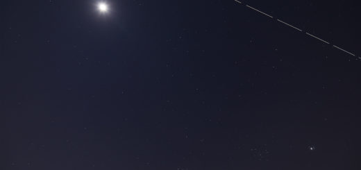 The Moon, the International Space Station and the conjunction between Venus and the Pleiades - 3 Apr. 2020