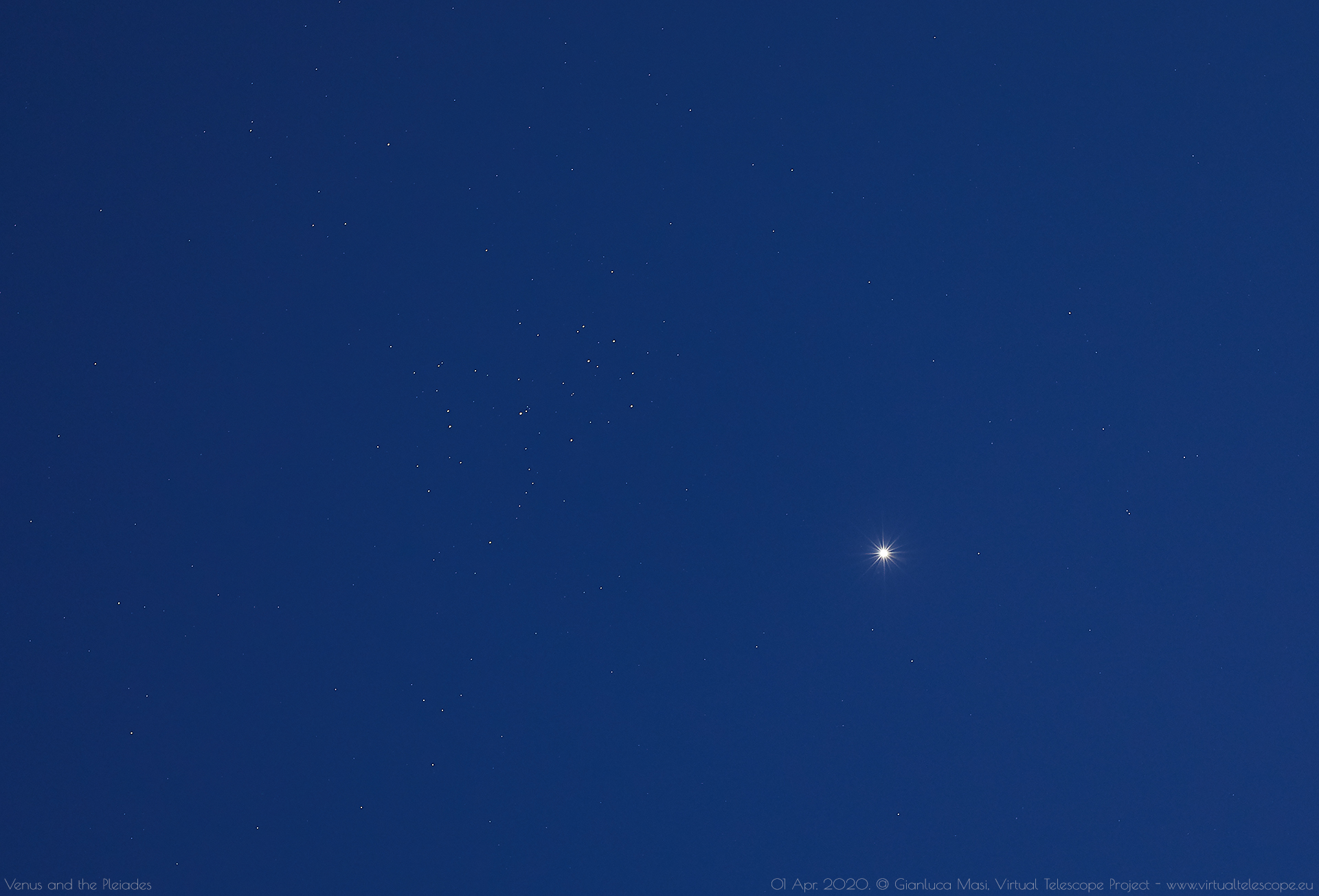 Venus and the Pleiades at dusk, while the sky was still a bit clear. 1 Apr. 2020