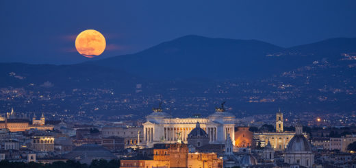 The Flower Supermoon rises above Rome. 26 May 2021.