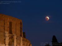 Supermoon total eclipse 2022: poster of the event.