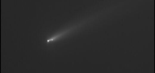 Comet C/2025 K1 ATLAS: several pieces are visible. 13 Nov. 2025.
